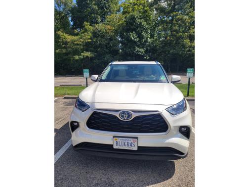2021 Toyota Highlander Hybrid XLE