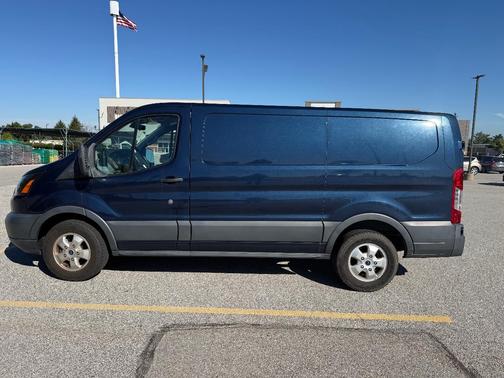 Blue 2018 Ford Transit-150 Base