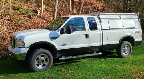 2006 Ford F-250 Lariat SuperCab Super Duty