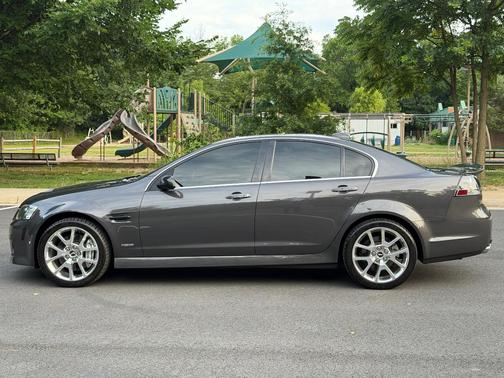 Gray 2009 Pontiac G8 GXP