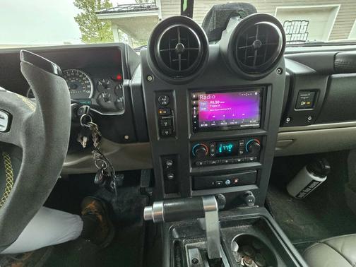 Green 2006 Hummer H2 Base