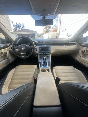 2013 Volkswagen CC 3.6L VR6 Executive