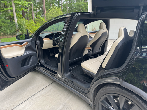 Black 2021 Tesla Model X Long Range Plus