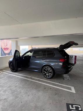 Gray 2021 BMW X7 xDrive40i