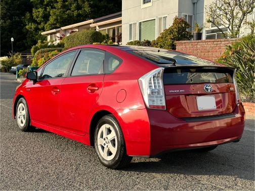 2010 Toyota Prius V