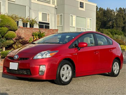 2010 Toyota Prius V