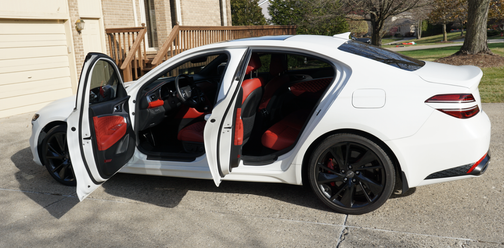 2023 Genesis G70 3.3T