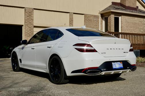 2023 Genesis G70 3.3T