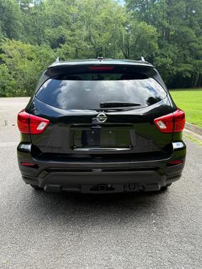 Black 2020 Nissan Pathfinder SV