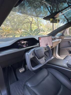 2022 Tesla Model X Plaid