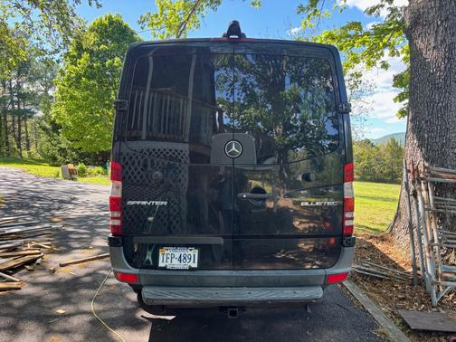 Black 2016 Mercedes-Benz Sprinter 2500