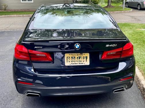 Blue 2020 BMW 540 i xDrive