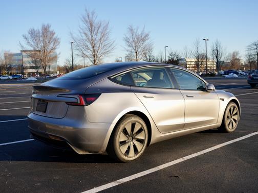 2025 Tesla Model 3 Long Range RWD