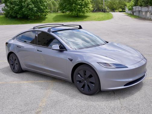 2025 Tesla Model 3 Long Range RWD