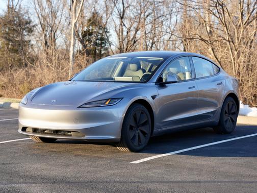 2025 Tesla Model 3 Long Range RWD