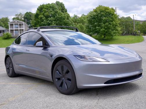 2025 Tesla Model 3 Long Range RWD