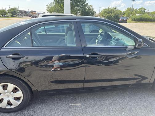 Black 2009 Toyota Camry LE