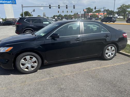 Black 2009 Toyota Camry LE