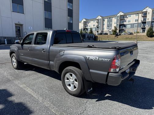 2014 Toyota Tacoma Base