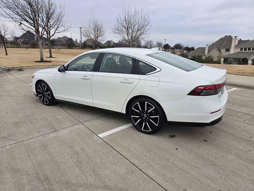 2024 Honda Accord Hybrid Touring