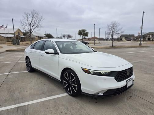 2024 Honda Accord Hybrid Touring