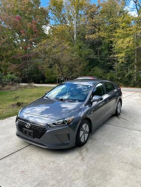Gray 2018 Hyundai IONIQ Hybrid Blue