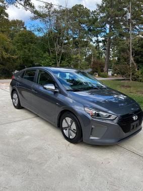 Gray 2018 Hyundai IONIQ Hybrid Blue