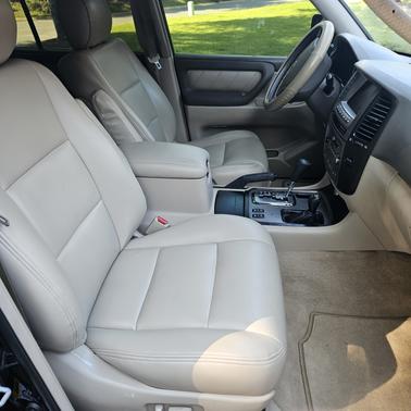 2003 Toyota Land Cruiser Base