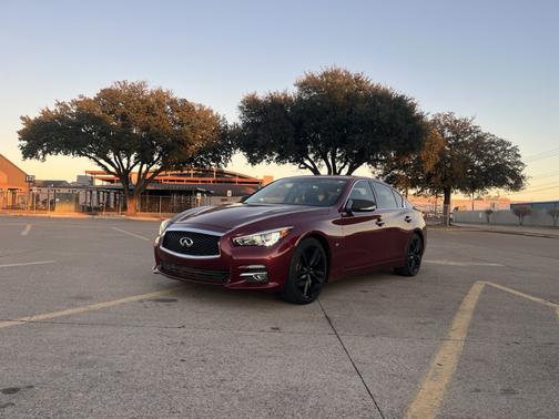 2015 INFINITI Q50 Premium