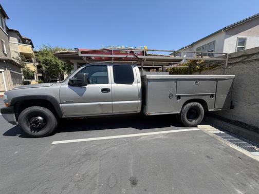 Beige 2001 Chevrolet Silverado 3500 Extended Cab
