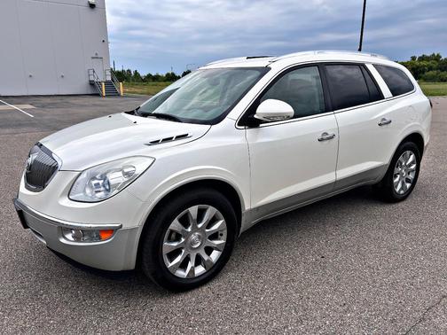White 2012 Buick Enclave Premium