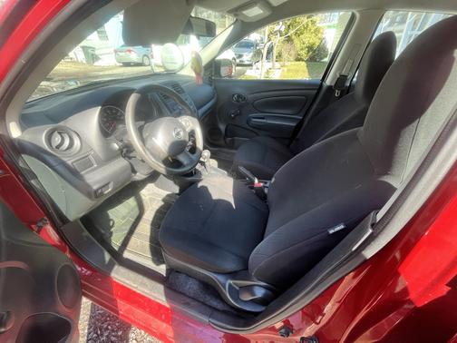 2014 Nissan Versa 1.6 S+