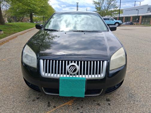 Black 2007 Mercury Milan I-4 Premier
