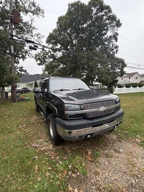 Black 2004 Chevrolet Silverado 2500 LT H/D Extended Cab