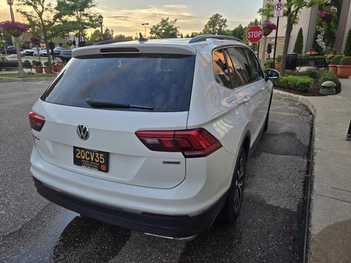 2021 Volkswagen Tiguan 2.0T SE