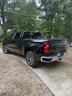 Black 2022 Chevrolet Silverado 1500 LT
