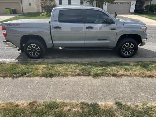 2018 Toyota Tundra SR5