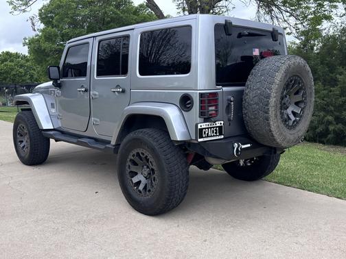 2014 Jeep Wrangler Unlimited Sahara
