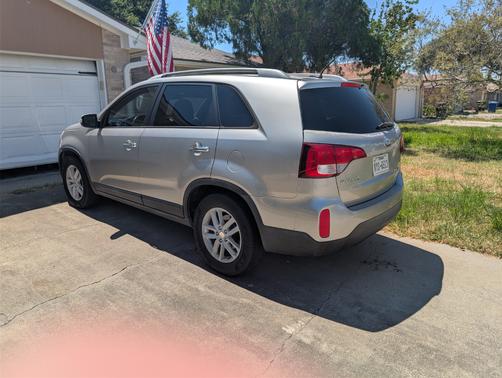 2014 Kia Sorento LX