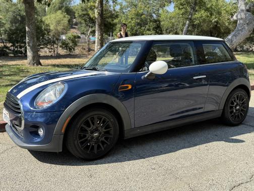 2016 MINI Hardtop Cooper