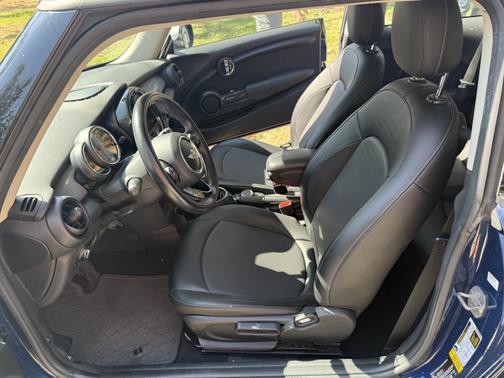 2016 MINI Hardtop Cooper