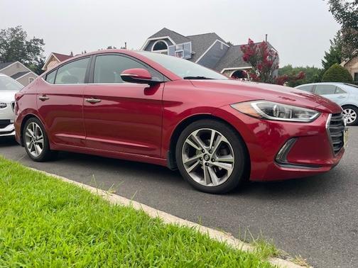 2017 Hyundai ELANTRA Limited
