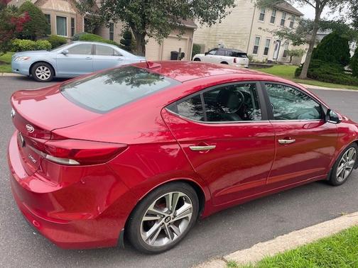 2017 Hyundai ELANTRA Limited