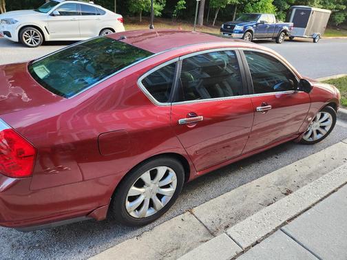 Red 2006 INFINITI M35 Base