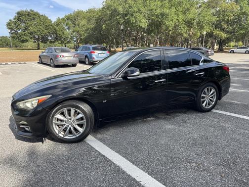 2014 INFINITI Q50 Premium