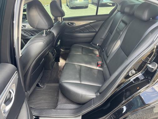 2014 INFINITI Q50 Premium