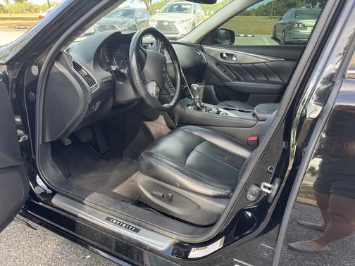 2014 INFINITI Q50 Premium