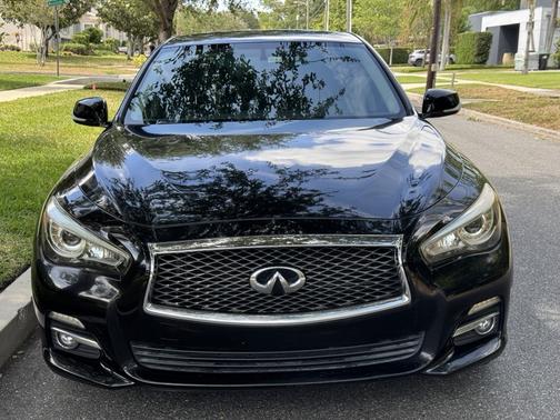 2014 INFINITI Q50 Premium