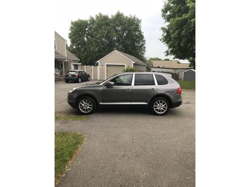 Photo 1 of 4 of 2008 Porsche Cayenne S