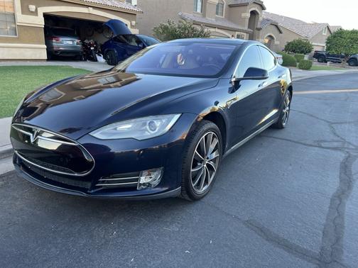 2013 Tesla Model S Base